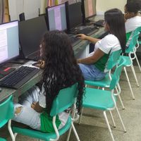 IFMT e Seduc entregam novos laboratórios de informática para 10 unidades